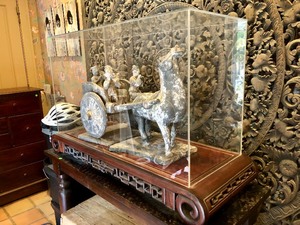 lot 1 image: Wonderful Large Antique Oriental Figural Group Sculpture wCarved Base 
