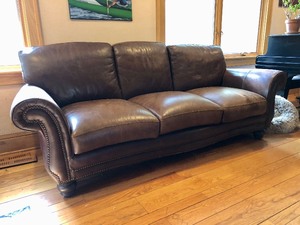 lot 90 image: Genuine Leather Sofa
