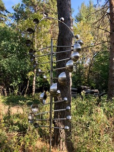 lot 139 image: Awesome Large Chrome Outdoor Kinetic Sculpture