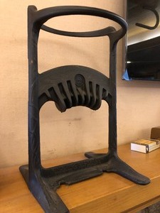 lot 200 image: Cast Iron Fireplace Kindling Cracker