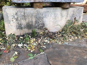 lot 207 image: Large Heavy Curved Stone Bench 