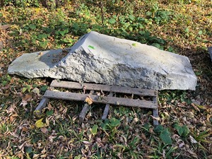lot 217 image: Limestone - Building Material #17