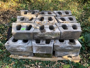 lot 222 image: Retaining Wall Blocks - Building Material #22