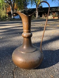lot 242 image: LARGE Antique Hammered Copper Pitcher 
