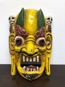 lot 292 image: Vintage Carved & Painted Tibetan Wood Mask #2
