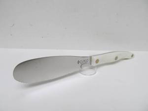 lot 347 image: New Unused CUTCO Spatula Spreader Knife