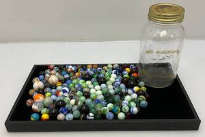 lot 43 image: Vintage Misc. Marbles (Some Glow Under UV Lights)