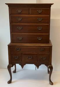 lot 242 image: Vintage Rockford Brand High Boy Chest With 9 Dovetail Drawers 32 L x 18 W x 59 12 H