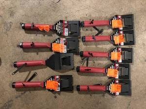 lot 4 image: Lot of Zenith Floor Lifter Hand Tool   Customer Returns See Pictures