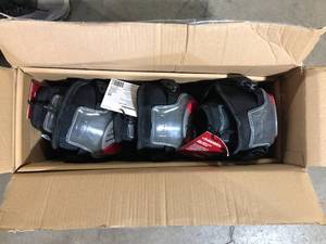 lot 7 image: Husky Gel Soft Cap Work Knee Pads (1-pair)   Customer Returns See Pictures