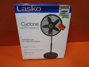 18 Pedestal Fan