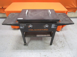 lot 16 image: Blackstone Grill 18x29