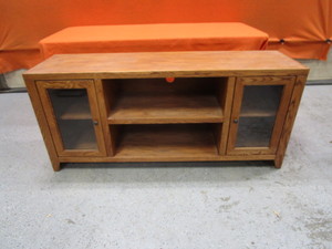 lot 17 image: TV Stand 17x60x27