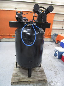 lot 8-A image: 200gal Air Compressor