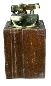 lot 69 image: Vintage Fortune Table Lighter Brass & Wood, Made in Japan