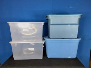 4 Storage Containers 66 Quart and 20 Gallon