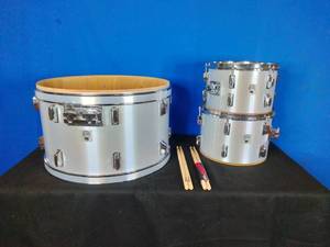 PERCUSSION PLUS Drums