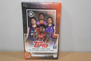 lot 9 image: Hobby Box of Topps 2022-23 NBL Basketball Card Packs