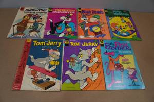 lot 115 image: Comic Books - TomJerry, HuckYogi, Woody, Looney Tunes