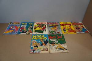 lot 118 image: Comic Books - Cracky, Francis, Little Iodine, MuttJeff