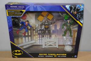 lot 163 image: DC Wayne Tower Mayhem Playset