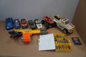 lot 252 image: Assorted Kids Toys