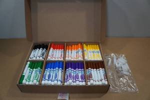 lot 255 image: Crayola Washable Marker Pack