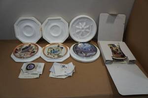 lot 256 image: Norman Rockwell Collectors Plates