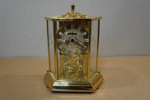 lot 282 image: Vintage Kundo  Oberfell German Made Anniversary Clock