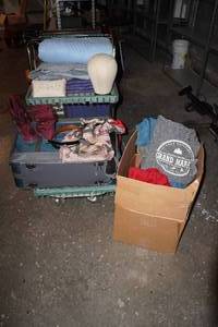 lot 286 image: Assorted Clothing, Moving Blankets and Luggage
