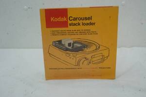 lot 31 image: Kodak Carousel Stack Loader