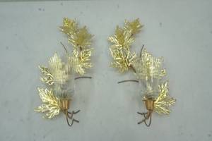 lot 59 image: 2 gold leaf candle holders 15 tall