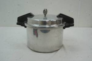 lot 65 image: Mirror pressure cooker