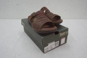 lot 147 image: NEW Born Sandals Womens size 10