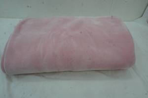 lot 181 image: Vellux King Size Blanket Pink