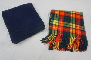 lot 190 image: Fleece Blanket Lot