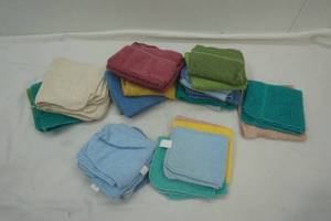 lot 194 image: Like New Dishcloth Lot