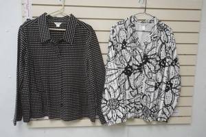 lot 218 image: C. J. Banks Womens Jackets X and 1X lightweight