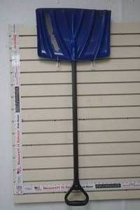 lot 234 image: Snow shovel 18