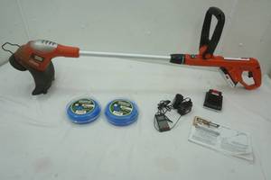 lot 240 image: Black and Decker 20V Lithium string trimmer Lot