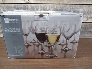 lot 186 image: JCPenny Home Collection 12 Piece All Purpose Wine Goblets-12 oz.