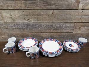 lot 187 image: Red White & Blue Dish and Mug Set
