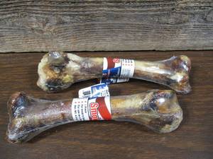 lot 167 image: Lot of 2 Natures Own Smoked Lamb Femur Dog Chew