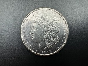 1897 MORGAN DOLLAR  XFAU