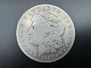 1882 MORGAN DOLLAR