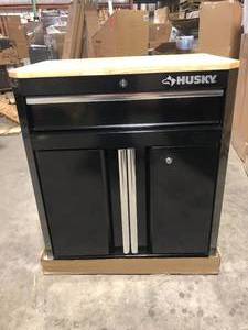Husky 28 in. 1-Drawer 2-Door Base Cabinet    Customer Returns See Pictures