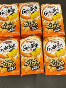 ID 3 - Set of 6 Packaged Goldfish Flavor Blasted Extra Cheddar Snack Crackers