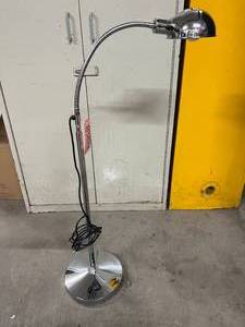 lot 26 image: Chrome Adjustable Gooseneck Floor Lamp Exam Light - In Great Condition