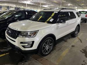 lot 8 image: 2016 Ford Explorer Sport 4x4