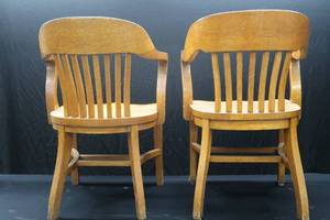 ANTIQUE VINTAGE OAK BANKERS  CAPTAINS CHAIRS